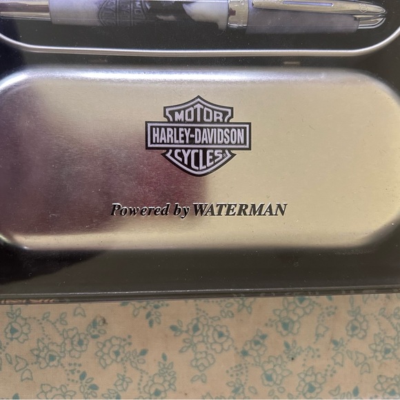 NWT. Harley Davidson rollerball pen set, by Waterman - Picture 2 of 6